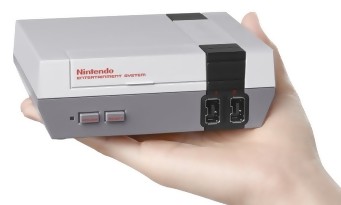 Nintendo ressort la NES dans une version Mini qui tient dans le creux de la main