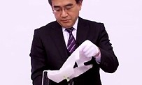 NintendoDirect : Satoru Iwata déballe la Wii U avec des gants !