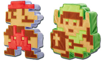 Nintendo : des peluches 8-bits de Mario et Link débarquent aux US