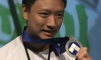 EVO 2014 : le joueur français Luffy devient champion du monde avec une manette PSone