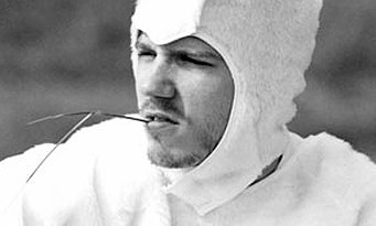 E3 2013 : Bleszinski s'oppose au marché de l'occasion et défend Microsoft