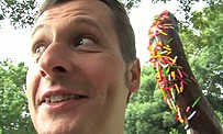 Tokyo Game Show : Marcus s'enfile une choco-banane au parc Ueno