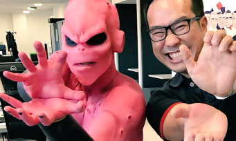 On a demandé à Majin Buu de faire l'unboxing du press kit de Dragon Ball Xenoverse 2