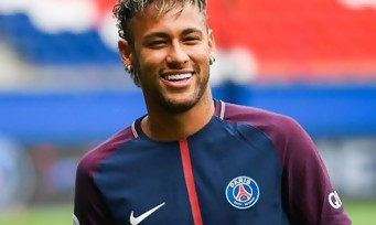 PES 2018 : une nouvelle jaquette à cause du transfert de Neymar au PSG ? Konami dans l'embarras